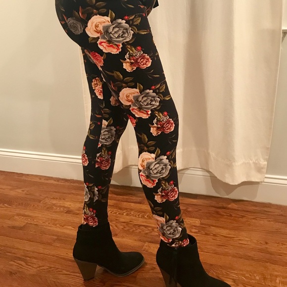 HP#93🎉🎉NWT leggings what a deal sz 2-18 ONE LEFT - Picture 3 of 4